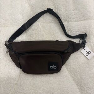 ALO Yoga DISCONTINUED Dark Brown Belt Bag